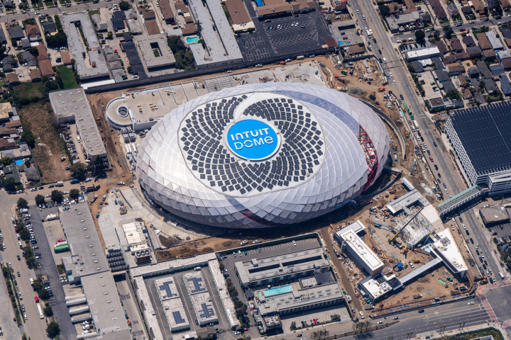 Intuit Dome Basketbol Stadyumu Kapılarını Açmaya Hazırlanıyor