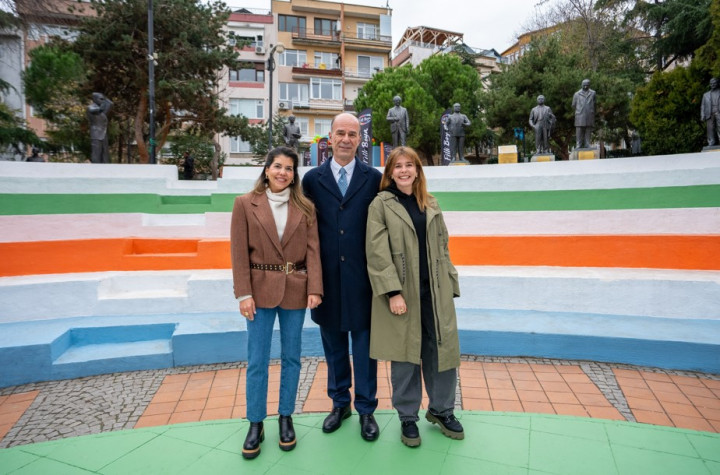 Filli Boya’dan “Hayata 1 Renk Neşe” Hareketi