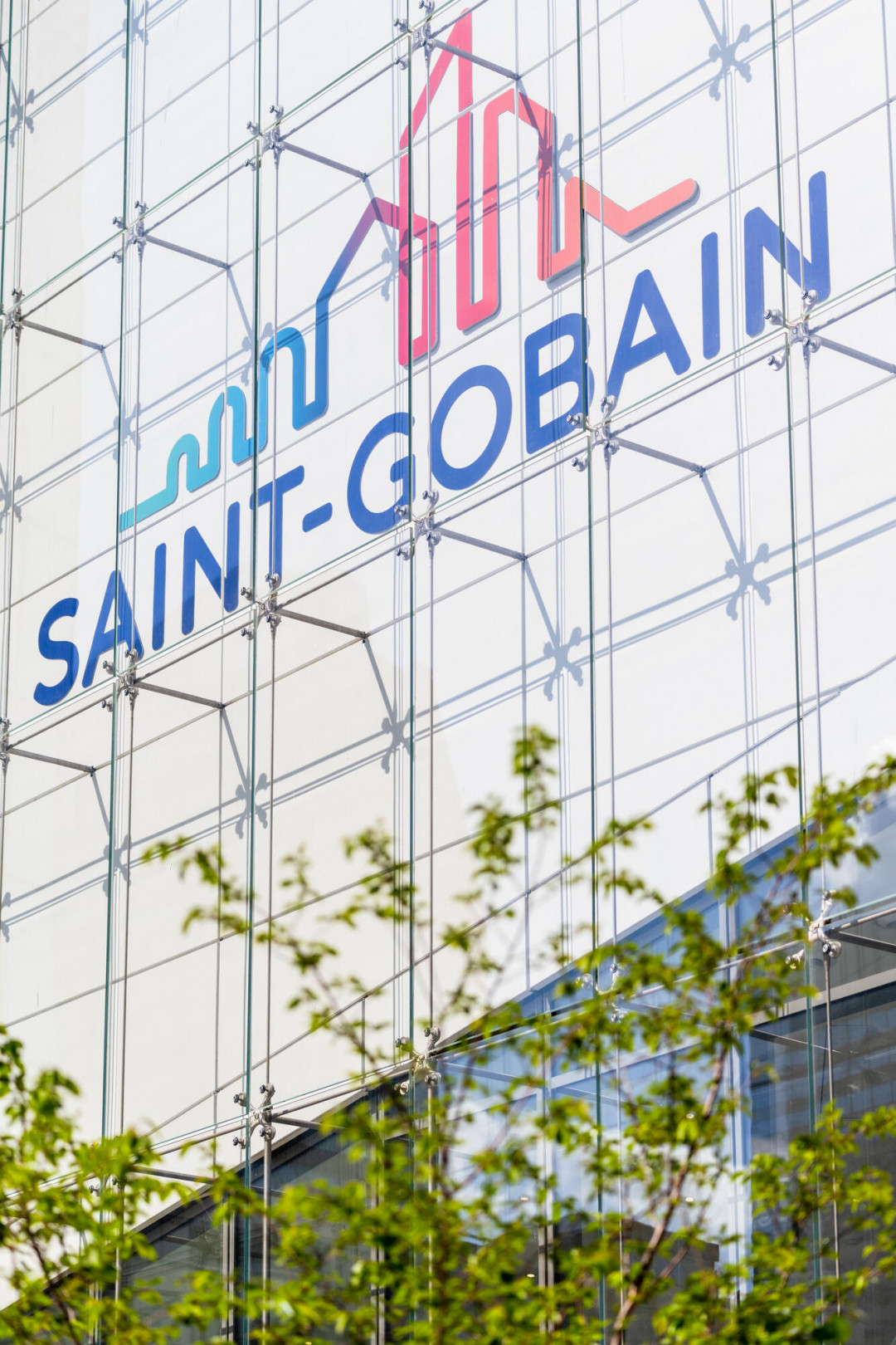 Saint-Gobain