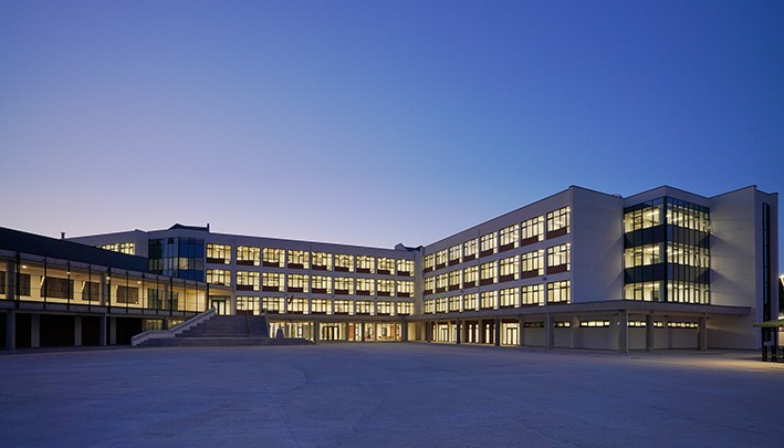 Aura Design Studio Gazi Anadolu Lisesi'ni Tasarladı!