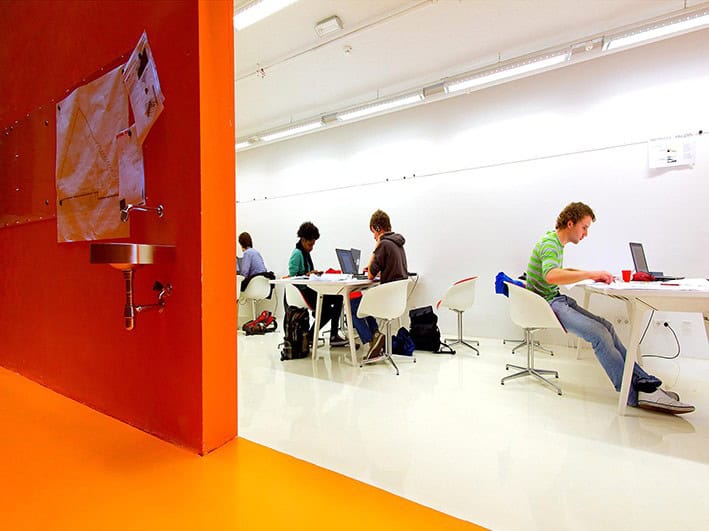 Öğrenci Merkezi Tasarımı