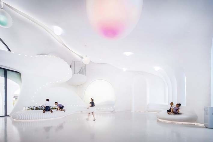 Bulutlarda Bir Müze: ZiLing Changxing Anaokulu