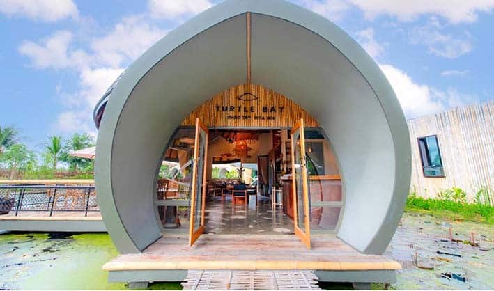 Tayland'da Bir Eko-Turist Oteli: Yüzen Bambu Bungalovlar