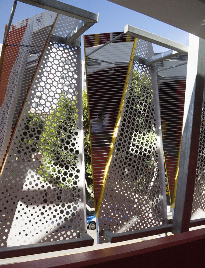 Delikli Metal Levha Cephe Örnekleri