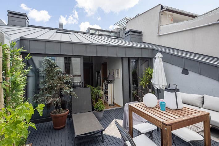 Seyhanlı Apartmanı