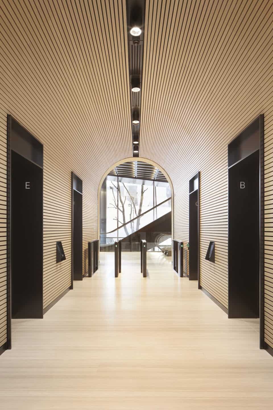 Birleşik Krallık'taki İlk Büyük Fosil Yakıtsız Karma Kullanımlı Binası