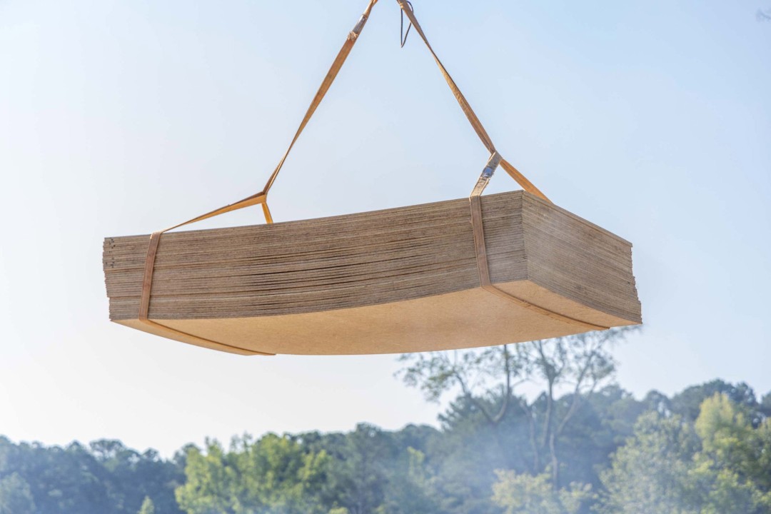 DR Horton'un ve Plantd'in Ot Tabanlı Tavan ve Duvar Panelleri