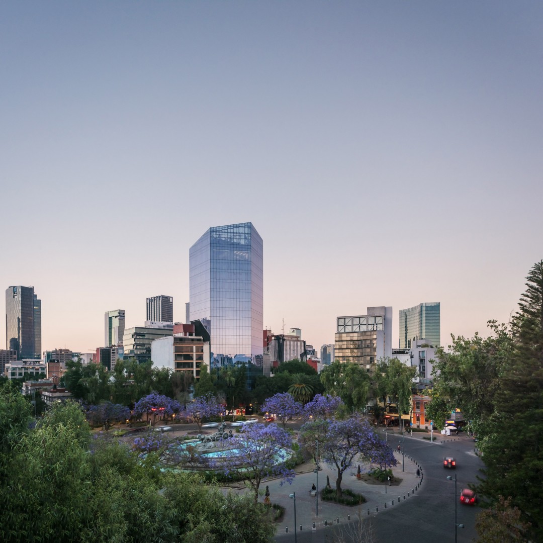 Depremden Zarar Görmüş Kulenin Yeni Restorasyonu