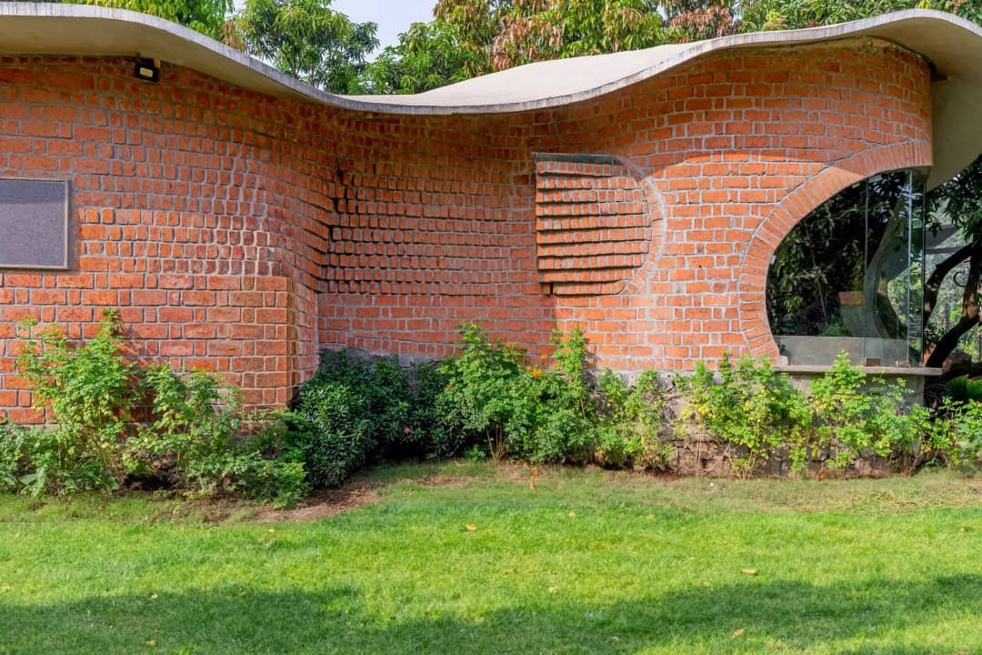 Doğal Malzemelerle İnşa Edilen Konut