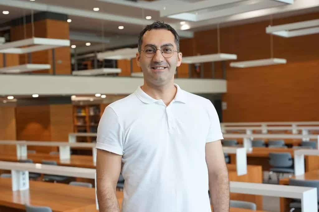 Dr. Öğr. Üyesi Arif Karabuğa