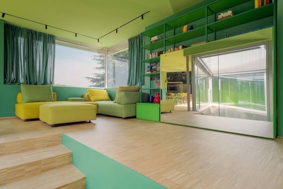 ELASTICOFarm'ın Delikli Konut Genişletmesi