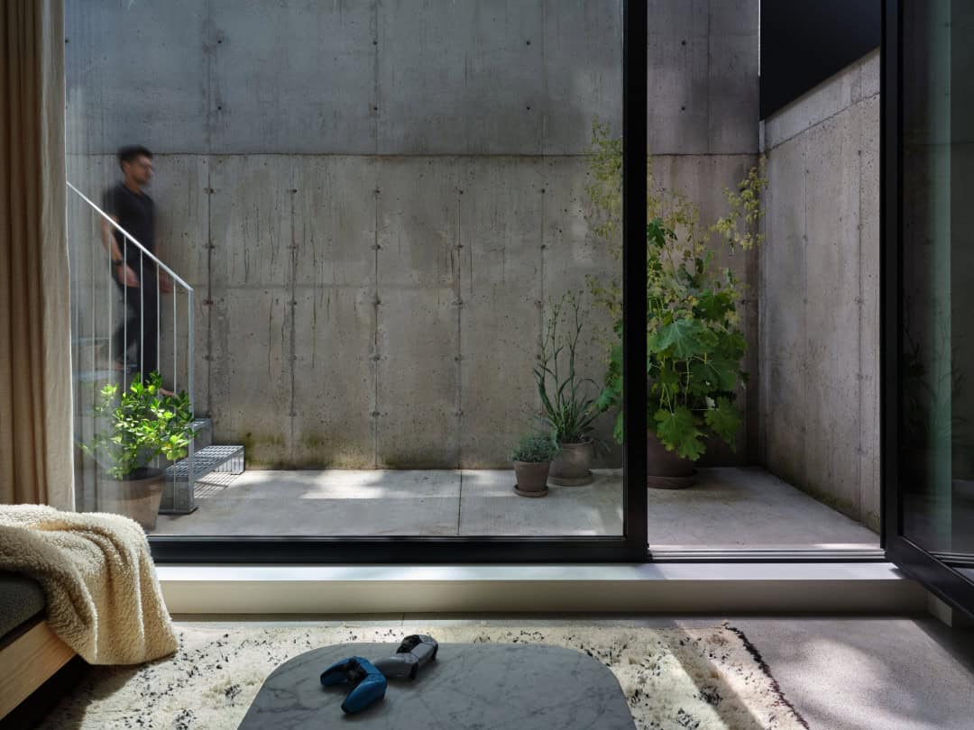 Geleneksel Çatılı Ev