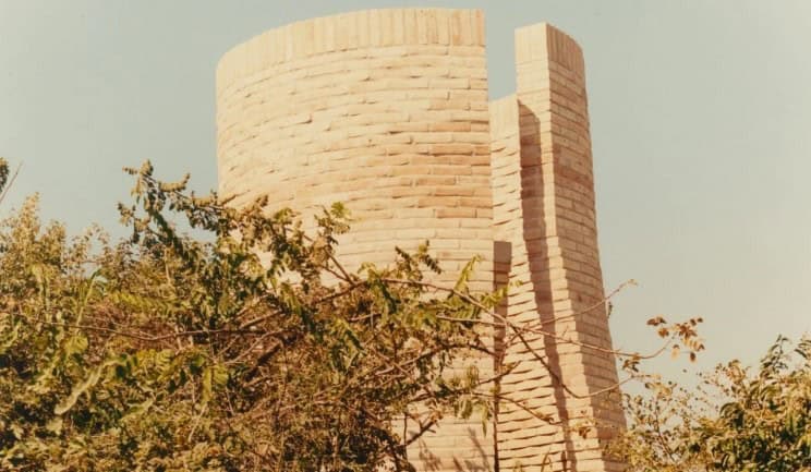 Güneş Enerjisiyle Çalışan Bir Otel