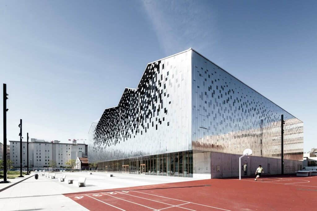 Akışkan Cephe Örnekleri