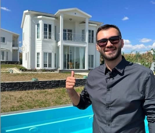 İdealmod Yönetim Kurulu Başkanı Emre Metin İdealmod Yönetim Kurulu Başkanı Emre Metin