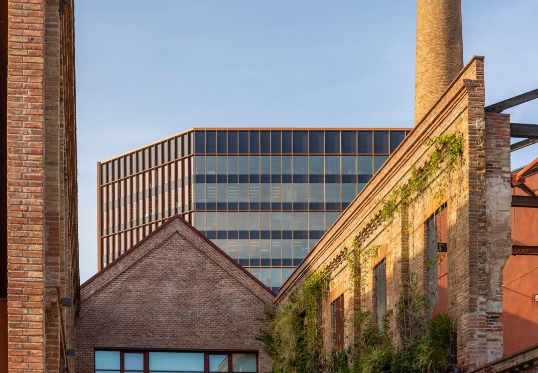 İspanya'nın İlk Akıllı ve Sürdürülebilir Binası