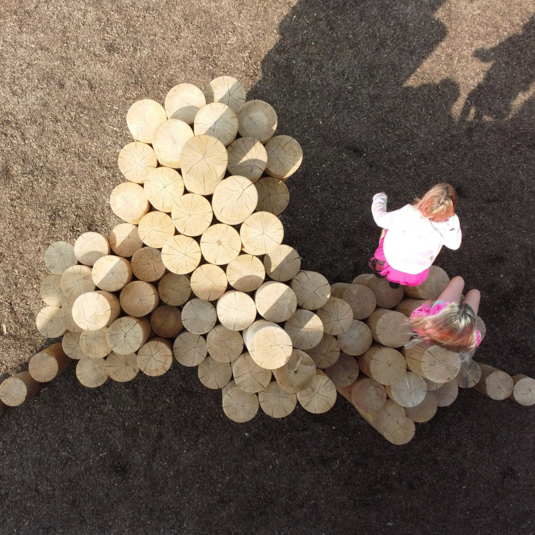 Kengo Kuma'nın Sürdürülebilir Tasarladığı Oyun Alanı