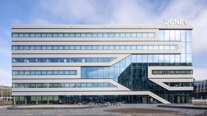 MVRDV'nin Sürdürülebilir ve Sökülebilir Ofis Binası