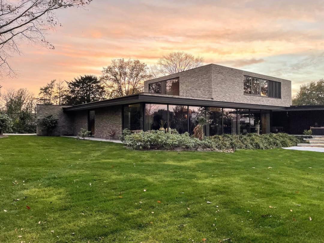 Modern ve Enerji Nötr Bir Yapı