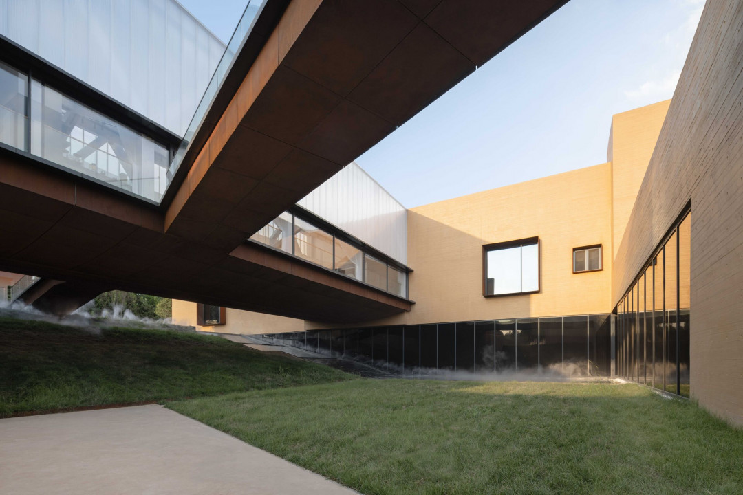 Mu Feng Yue Hot Spring Hotel