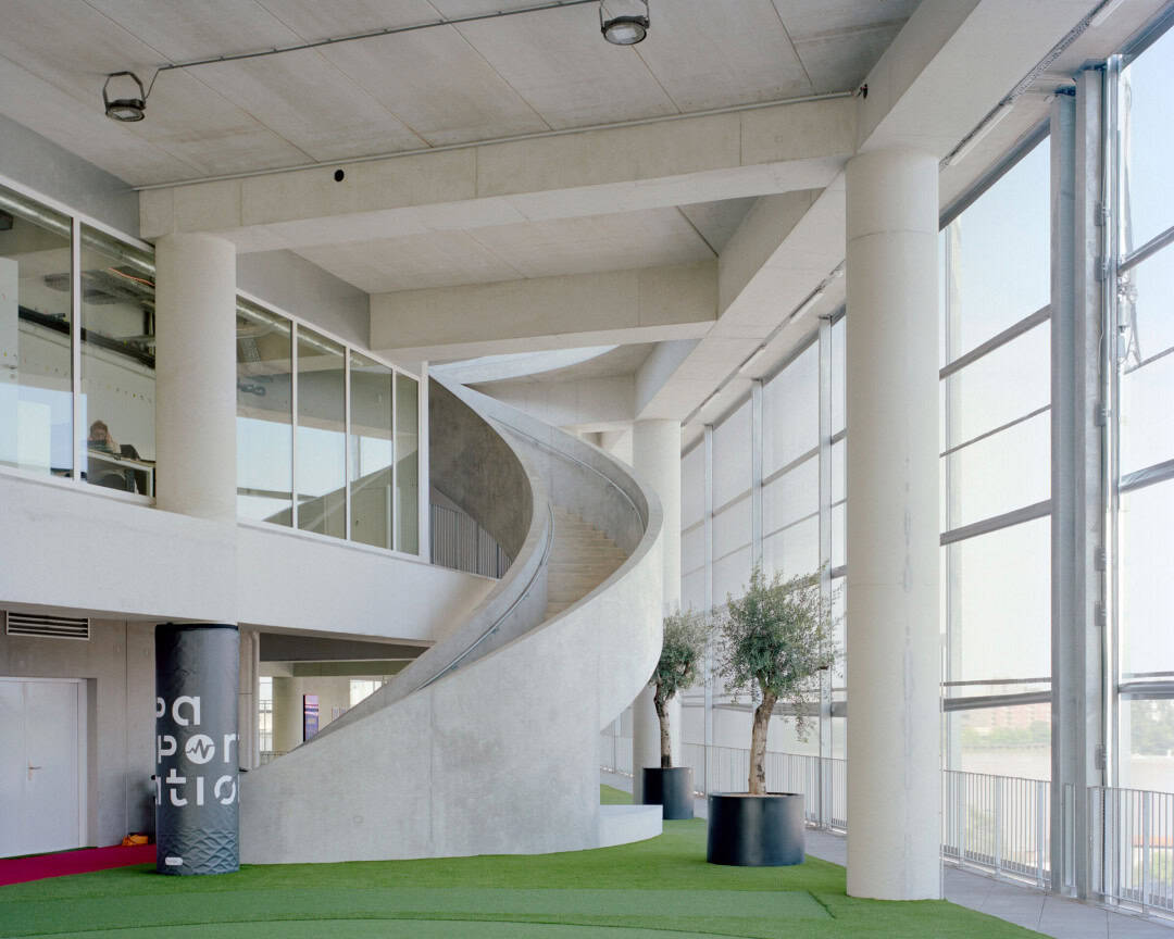 NP2F Sürdürülebilir "Cathédrale des Sports" Projesini Tamamladı