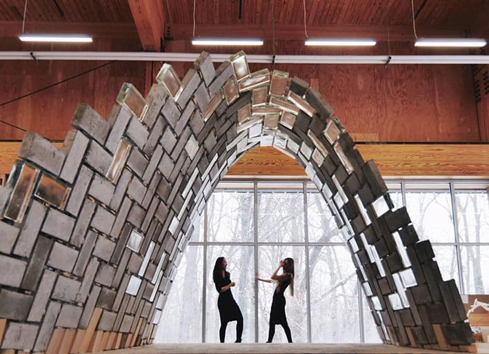 Using Robots in Construction