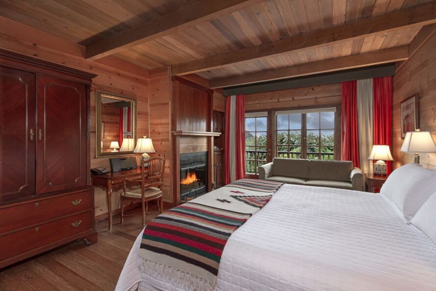 Stanford Inn by the Sea