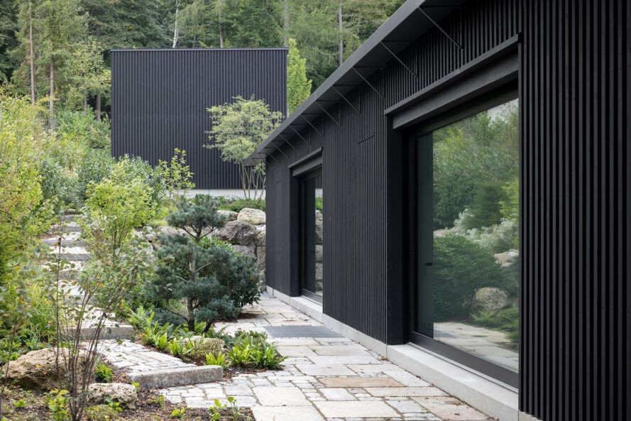 Sürdürülebilir Mimari Örneklerden Ahşap Bir Göl Evi