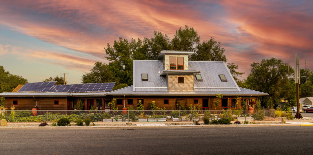 Urban Frontier House