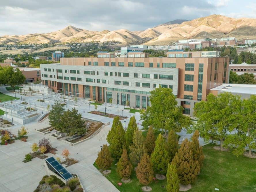 Utah Carolyn Üniversitesi Utah Carolyn Üniversitesi