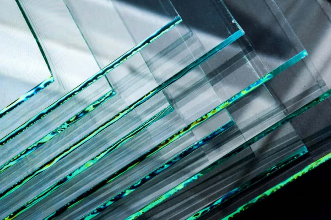 Yüksek Darbe Dayanımlı Cam Yüksek Darbe Dayanımlı Cam