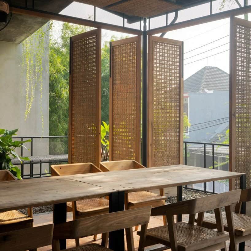 Bambudan Yapılan 'Nefes Alan Duvarlar'