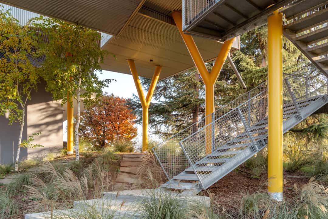 ELASTICOFarm'ın Delikli Konut Genişletmesi