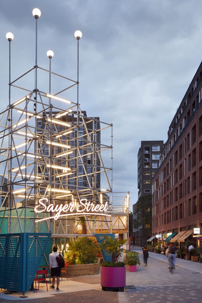 Toplum Merkezi Örnekleri