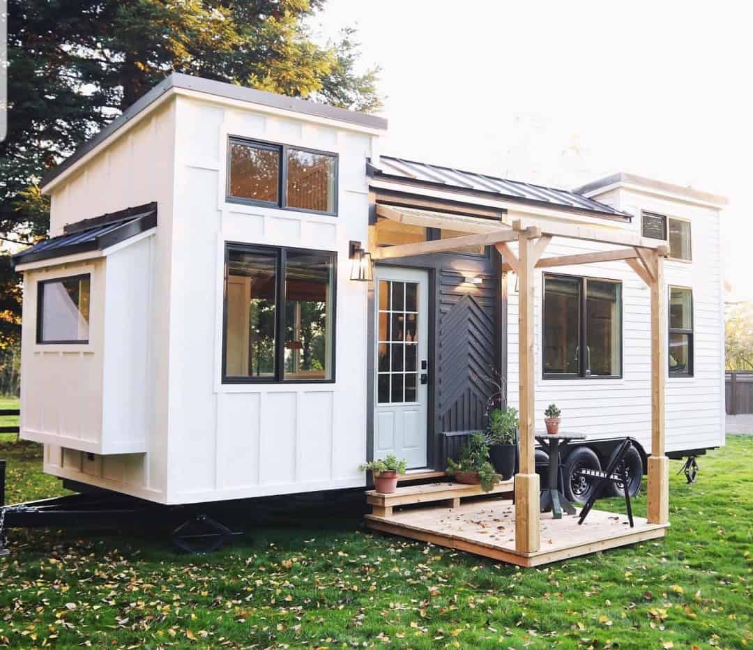Tiny house
