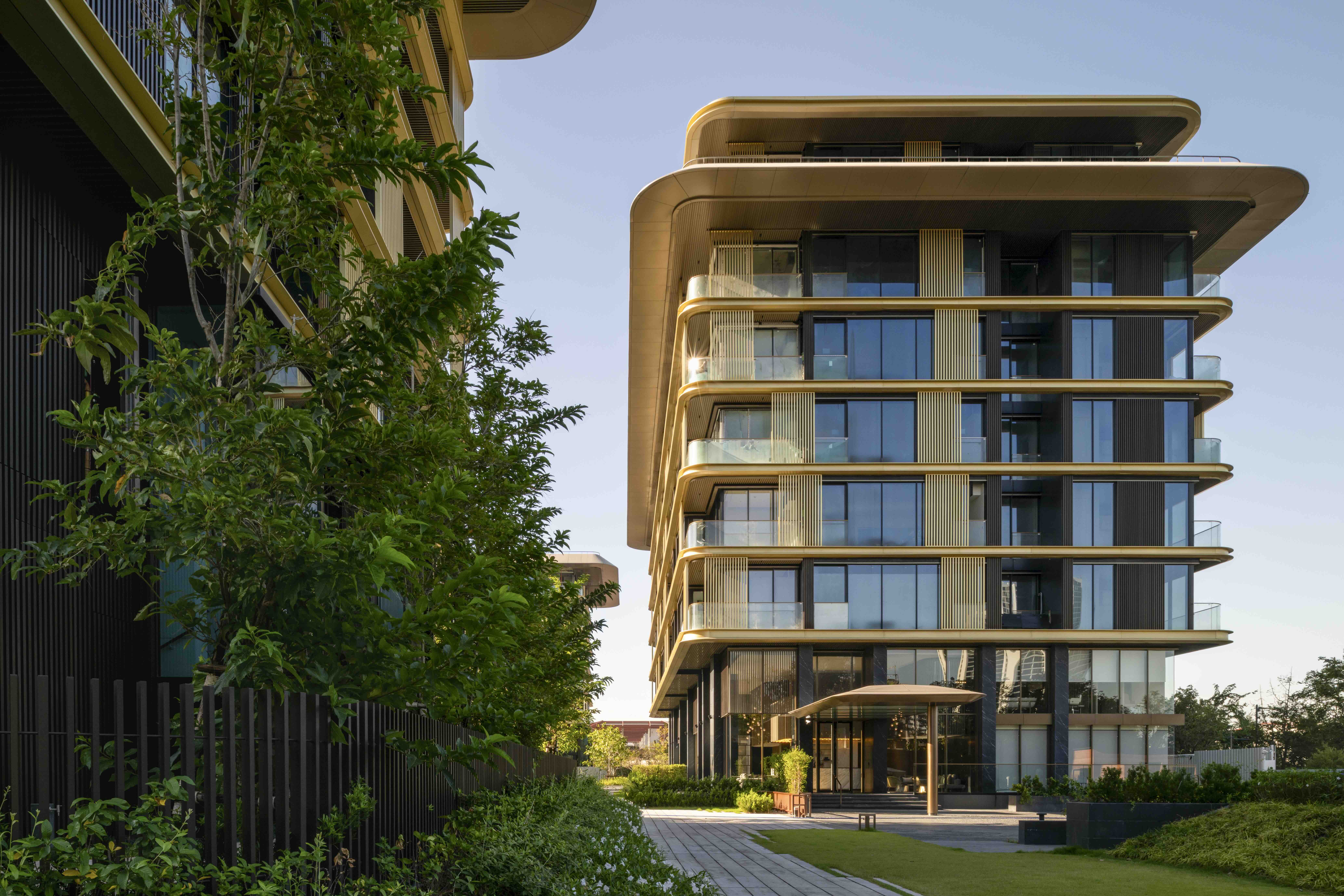 Mulberry Grove The Forestias Condominiums